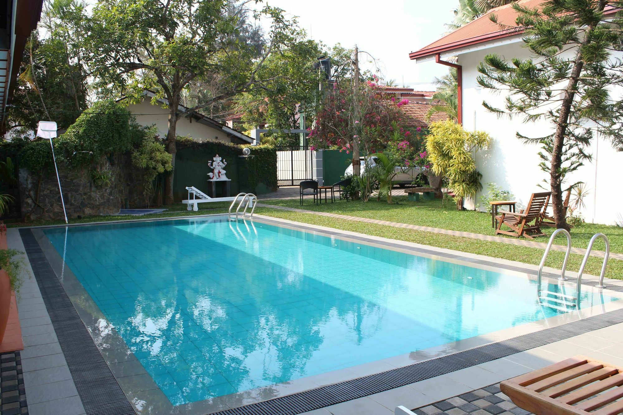 Lioni Holidays Villa Negombo Exteriör bild