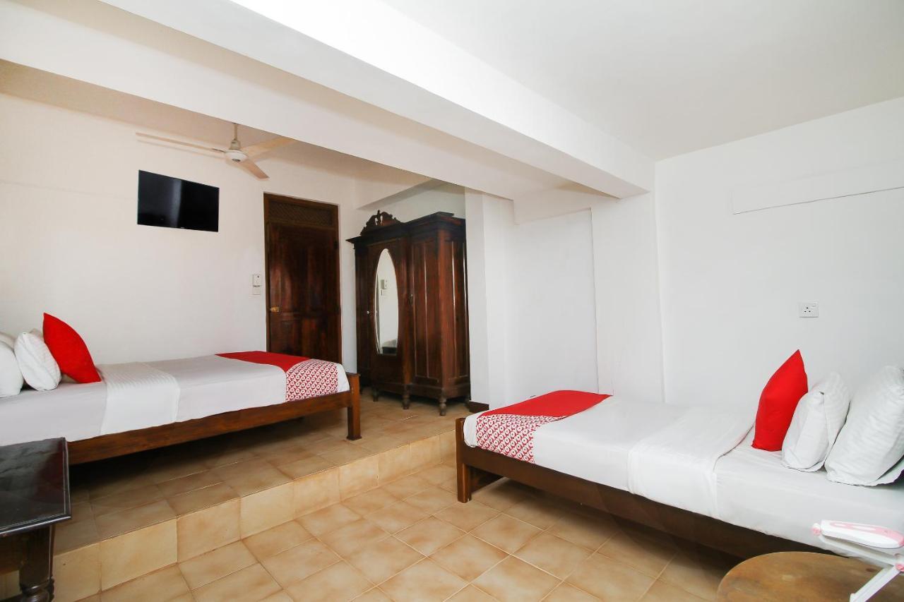 Lioni Holidays Villa Negombo Exteriör bild