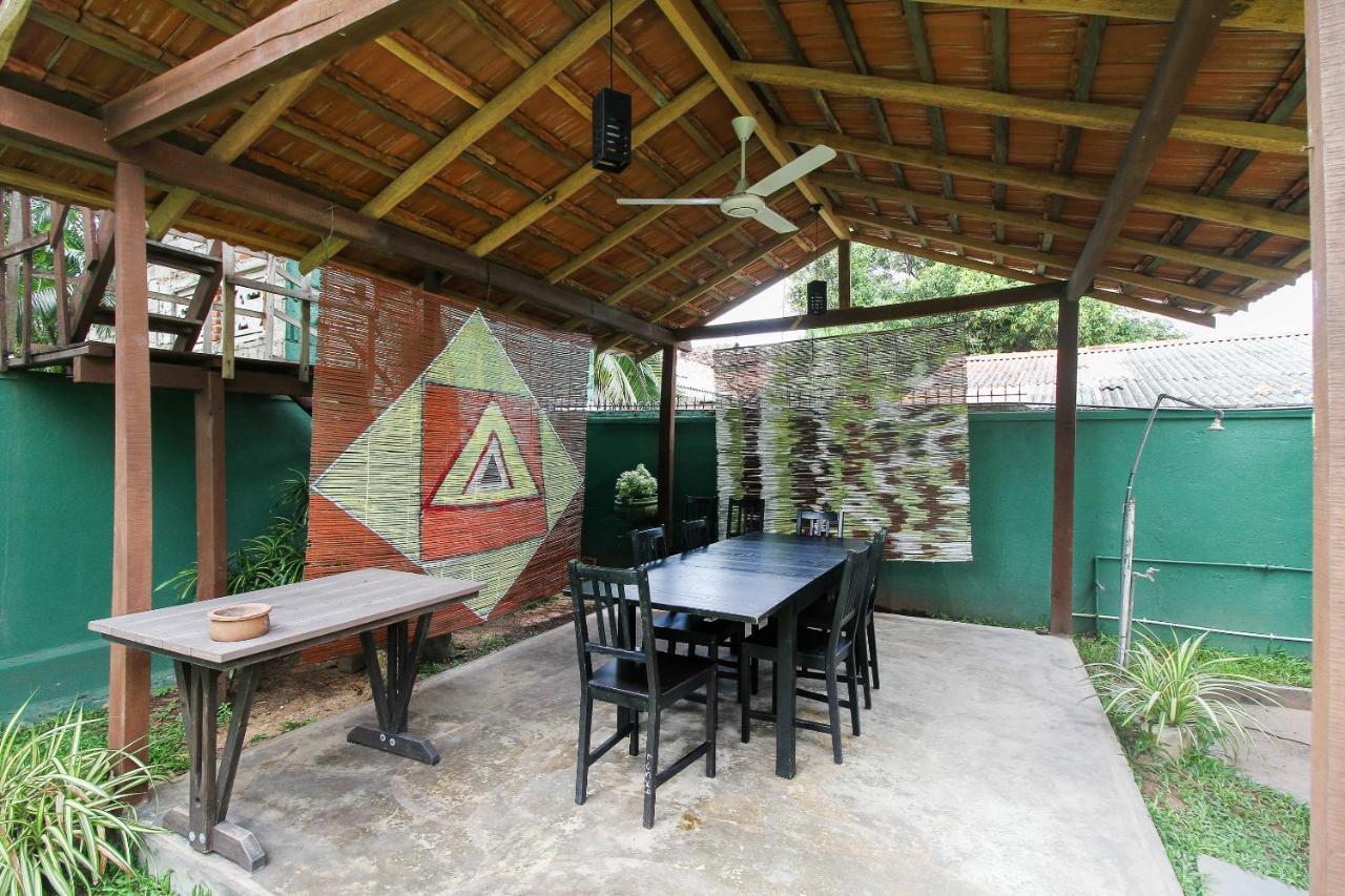Lioni Holidays Villa Negombo Exteriör bild
